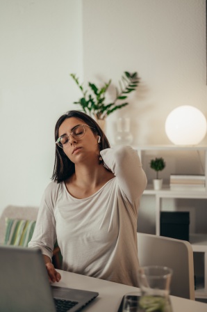 Andrej Medveď - Aj takto môže vznikať bolesť.